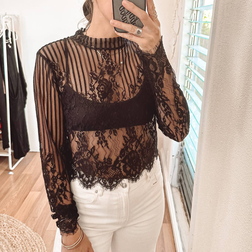 Lulus Tempt Me Black Sheer Lace Long Sleeve Crop Top size Small